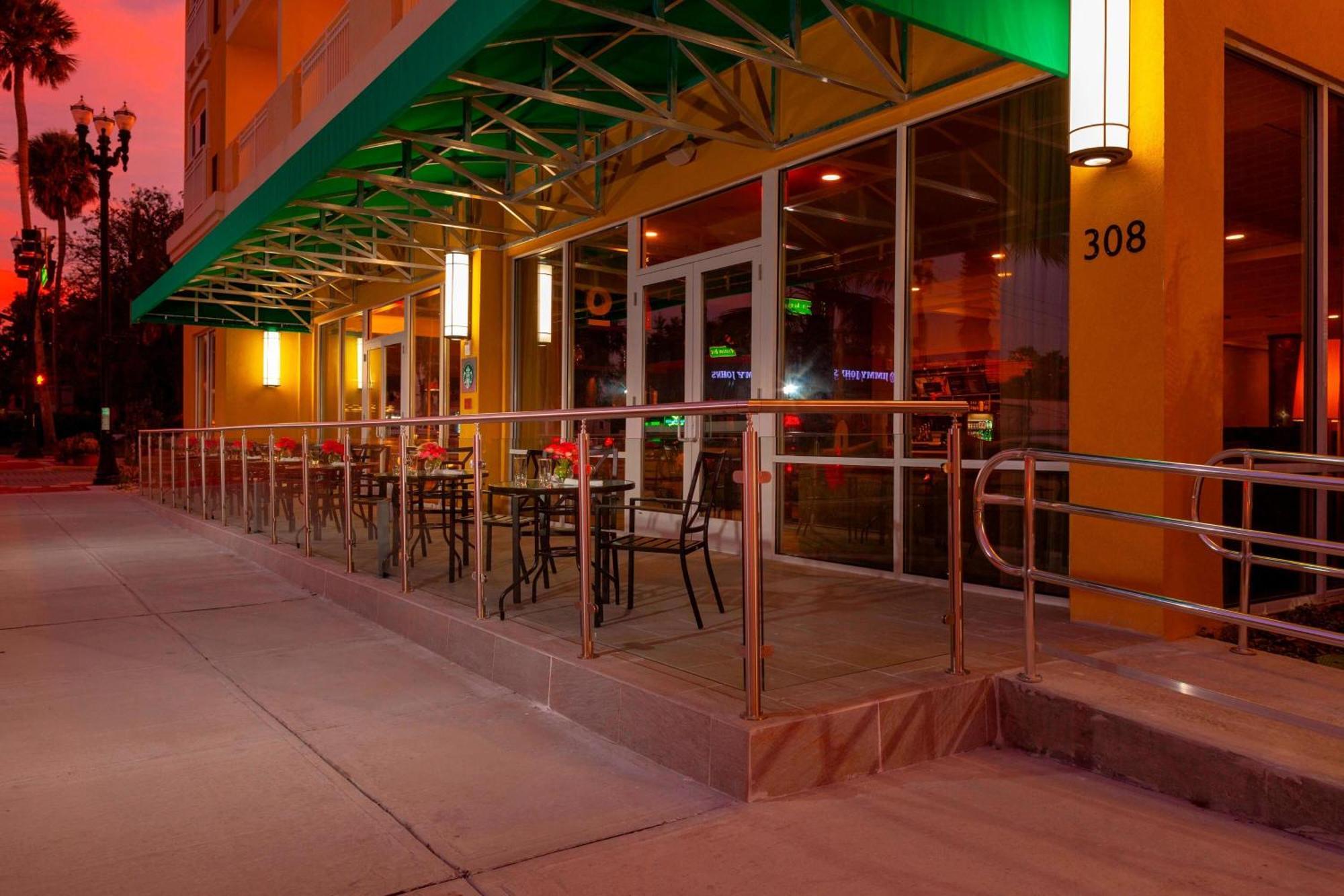 Hotel Courtyard By Marriott Deland Historic Downtown Zewnętrze zdjęcie