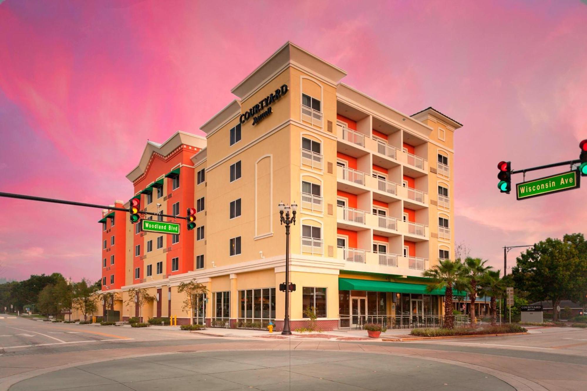 Hotel Courtyard By Marriott Deland Historic Downtown Zewnętrze zdjęcie